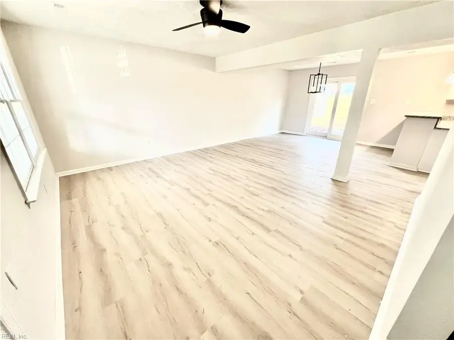 17 Sandy Lake Drive, Hampton, VA 23666 - #2