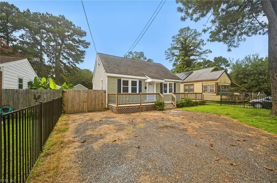 21 Appomattox Avenue, Portsmouth, VA 23702 - #2