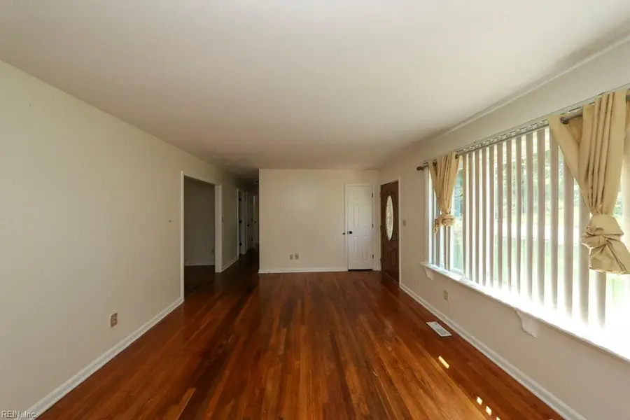 317 Beechmont Drive, Newport News, VA 23608 - #3