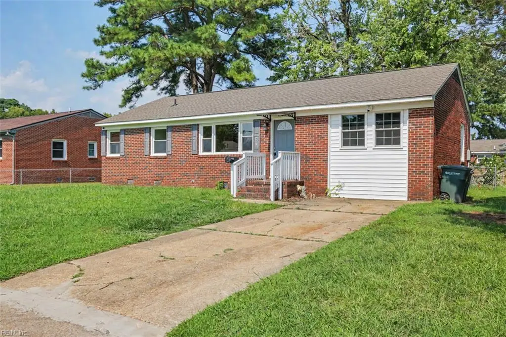 8536 Orcutt Avenue, Hampton, VA 23605 - #1