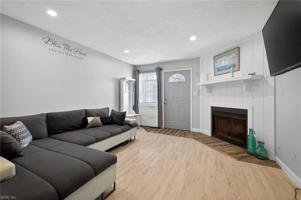 245 W Ocean View Avenue #102, Norfolk, VA 23503 - #1