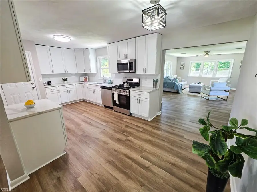 1425 Sunset Drive, Norfolk, VA 23503 - #3