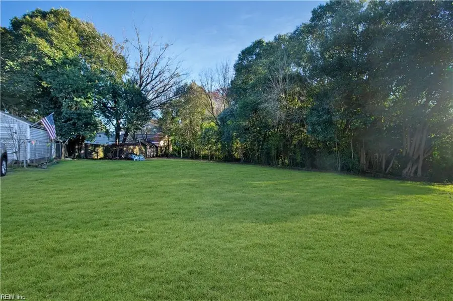 54 Harris Rd Road, Portsmouth, VA 23702 - #2