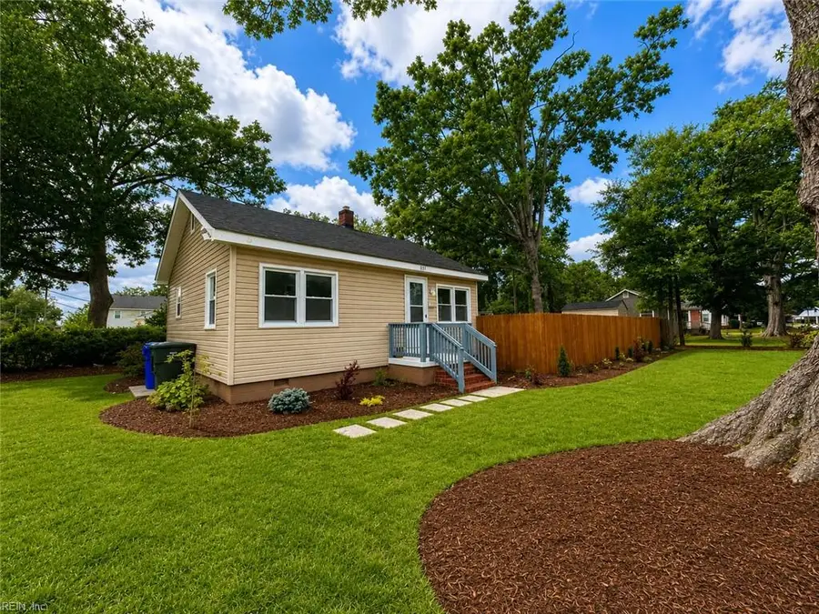 859 Alma Drive, Norfolk, VA 23518 - #2
