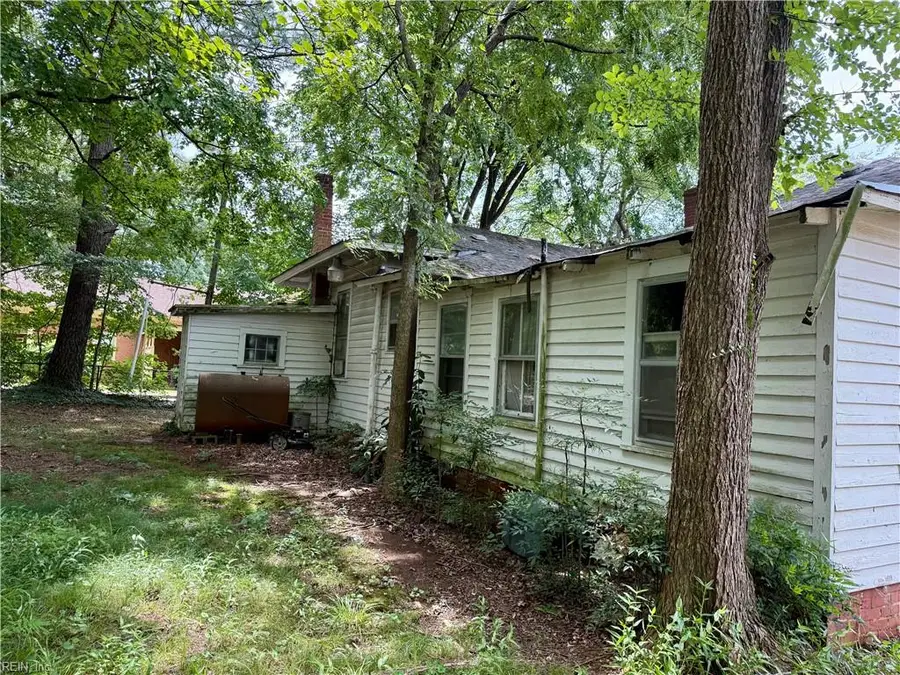 605 N Marshall Street, Chase City, VA 23924 - #2
