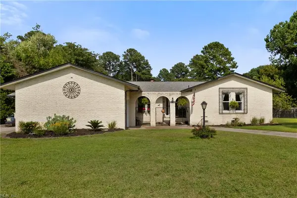 1715 Holly View Drive, Gloucester Point, VA 23062