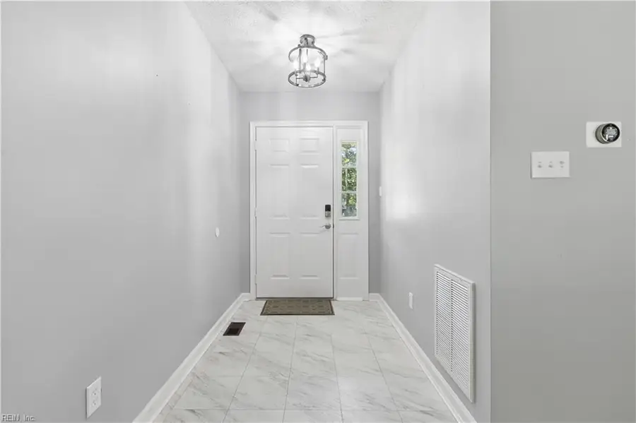 3325 Ridgedale Avenue, Toano, VA 23168 - #3