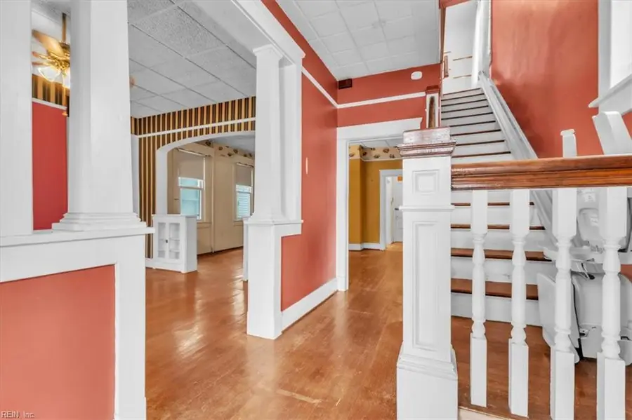 240 Lucile Avenue, Norfolk, VA 23504 - #2