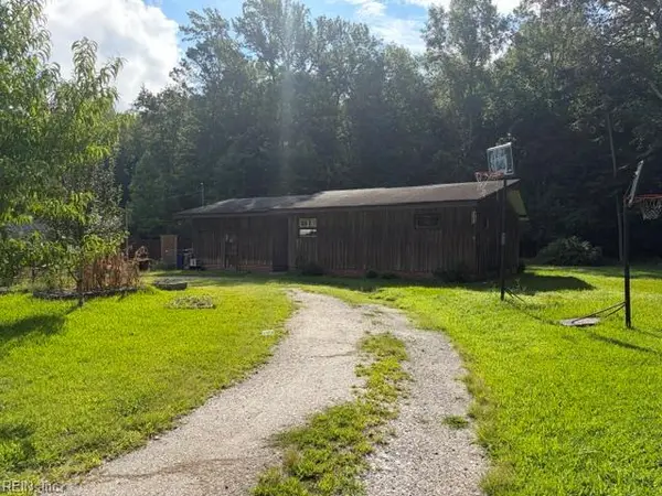 3609 Parr Lane, Chesapeake, VA 23323