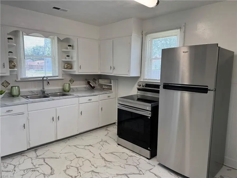 2801 Mapleton Avenue, Norfolk, VA 23504 - #3