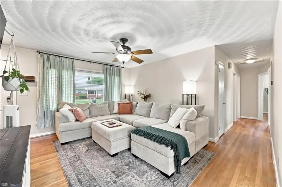 202 Sequoia Road, Portsmouth, VA 23701 - #2