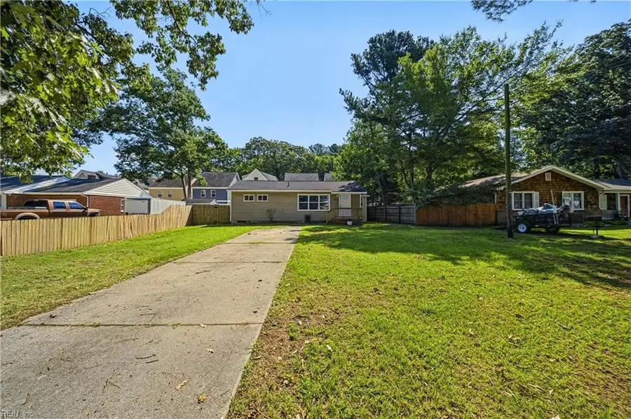 152 S Fir Avenue, Virginia Beach, VA 23452 - #3