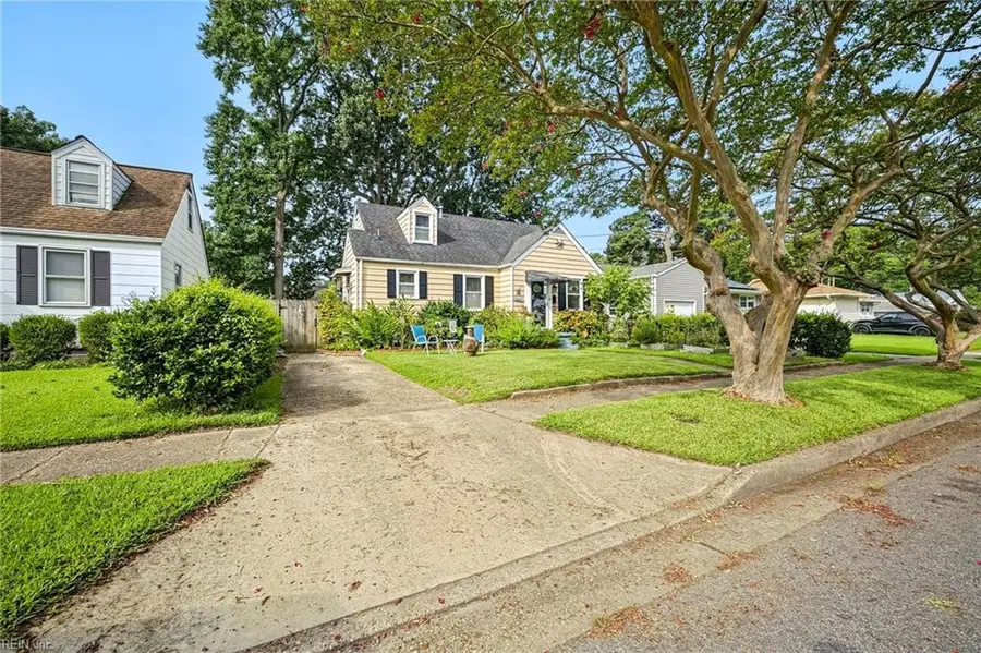 1317 Maplewood Avenue, Norfolk, VA 23503 - #2