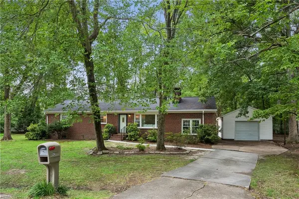 214 Greenland Drive, Yorktown, VA 23693