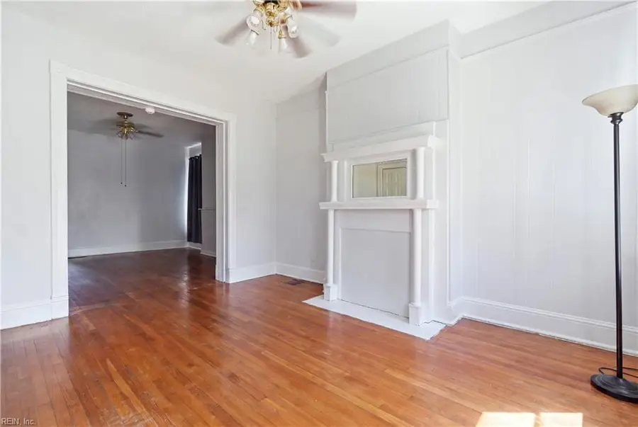 2436 Ballentine Boulevard, Norfolk, VA 23509 - #3