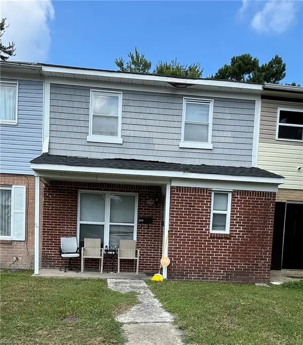 1014 Castle Court, Chesapeake, VA 23323