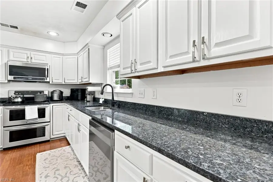801 Aston Place, Chesapeake, VA 23322 - #3