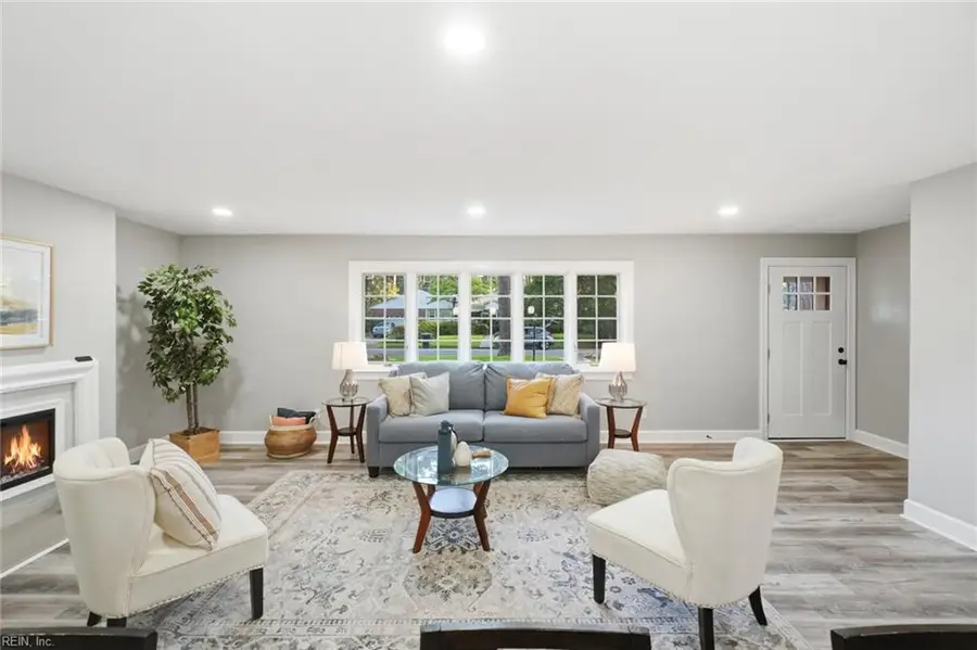 1423 Sweet Briar Avenue, Norfolk, VA 23509 - #3