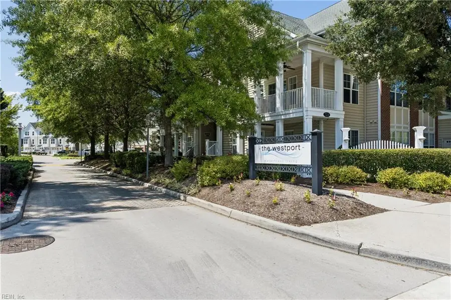 557 Westport St, Norfolk, VA 23505 - #2