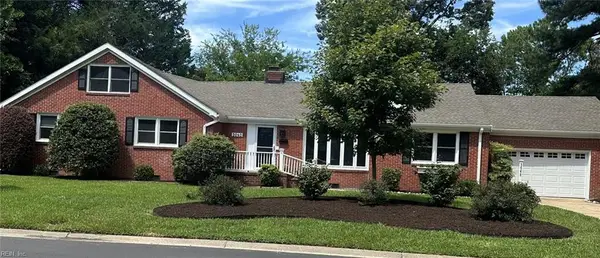 3040 Edinburgh Drive, Virginia Beach, VA 23452