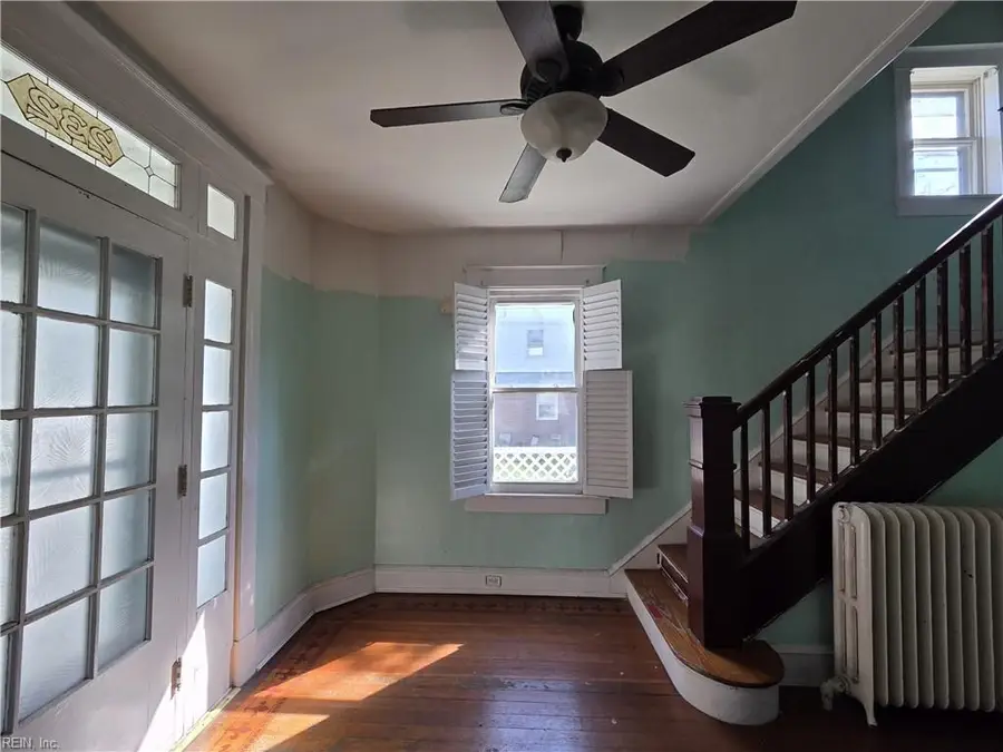 232 53rd Street, Newport News, VA 23607 - #2