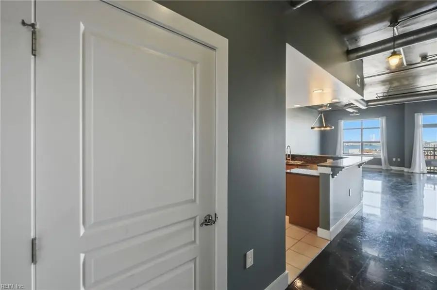 123 College Place #806, Norfolk, VA 23510 - #2