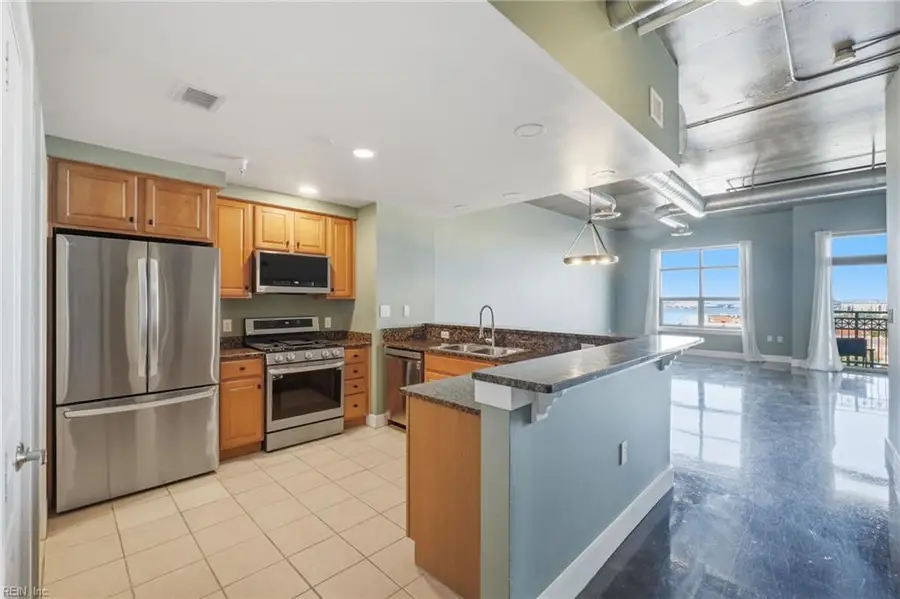 123 College Place #806, Norfolk, VA 23510 - #3