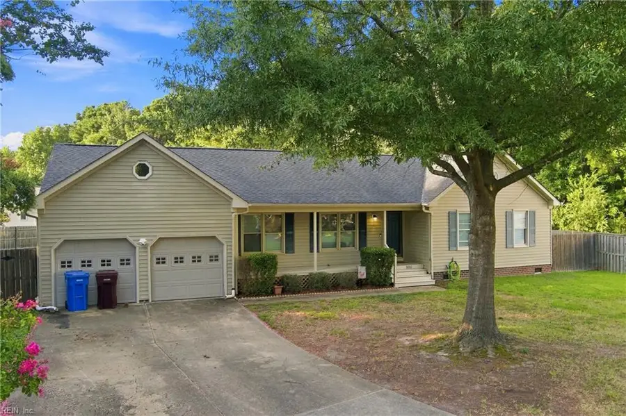 900 Saddleback Trail Court, Chesapeake, VA 23322 - #2