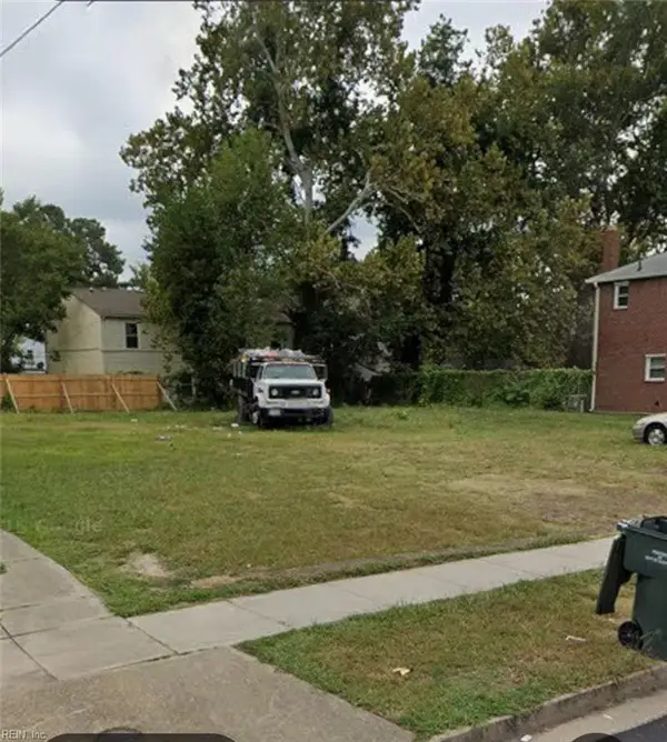 862 A Avenue, Norfolk, VA 23504
