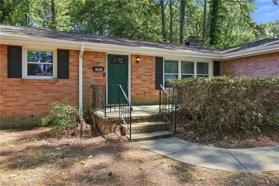 1041 Dulcie Avenue, Virginia Beach, VA 23455 - #3
