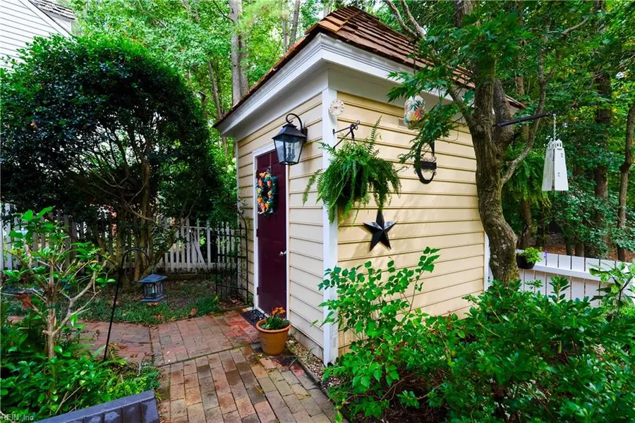 102 Thomas Gates, Williamsburg, VA 23185 - #3