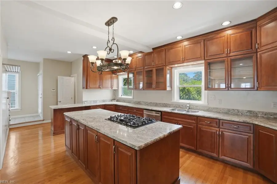 405 Pinewell Drive, Norfolk, VA 23503 - #3