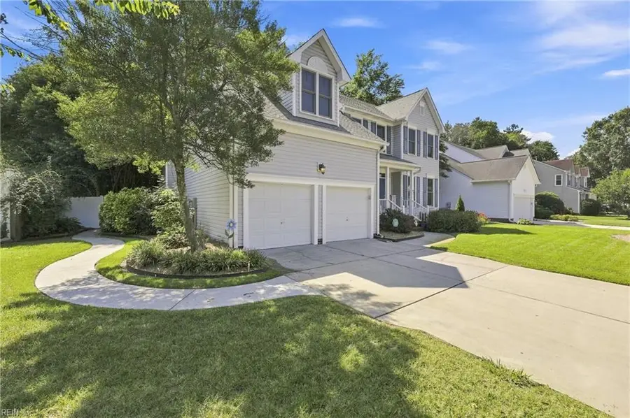305 Sherwood Forest Road, Chesapeake, VA 23322 - #2
