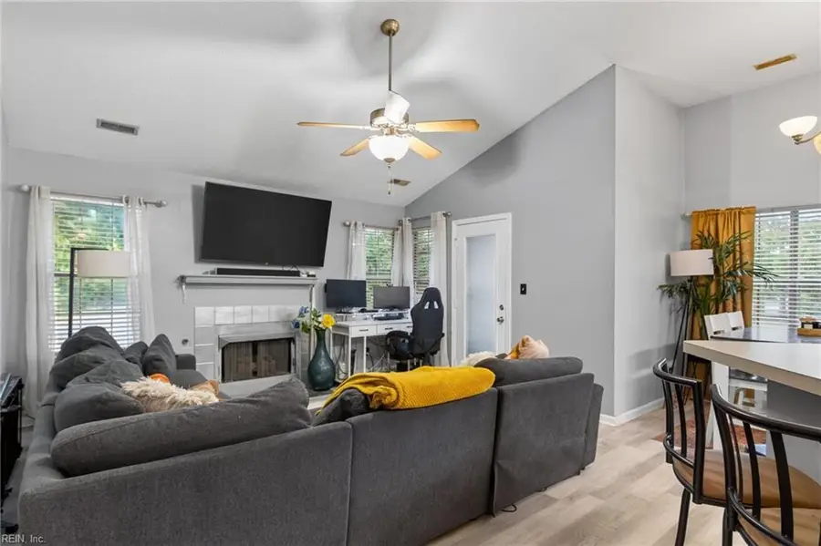 802 Horizon Lane, Newport News, VA 23602 - #2