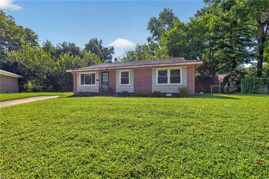 901 Page Court, Chesapeake, VA 23323 - #2