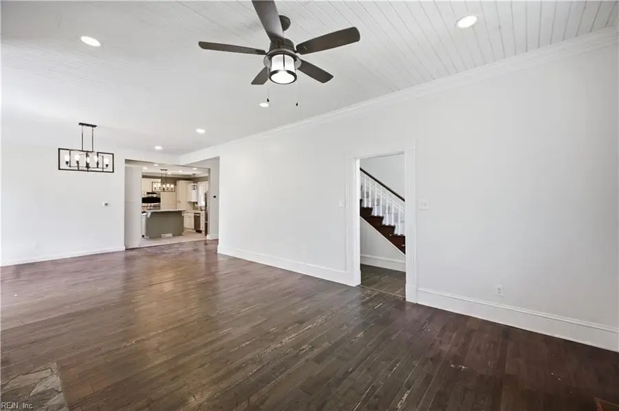 618 S Armistead Avenue, Hampton, VA 23669 - #3