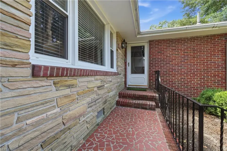 1669 Cougar Avenue, Norfolk, VA 23518 - #3