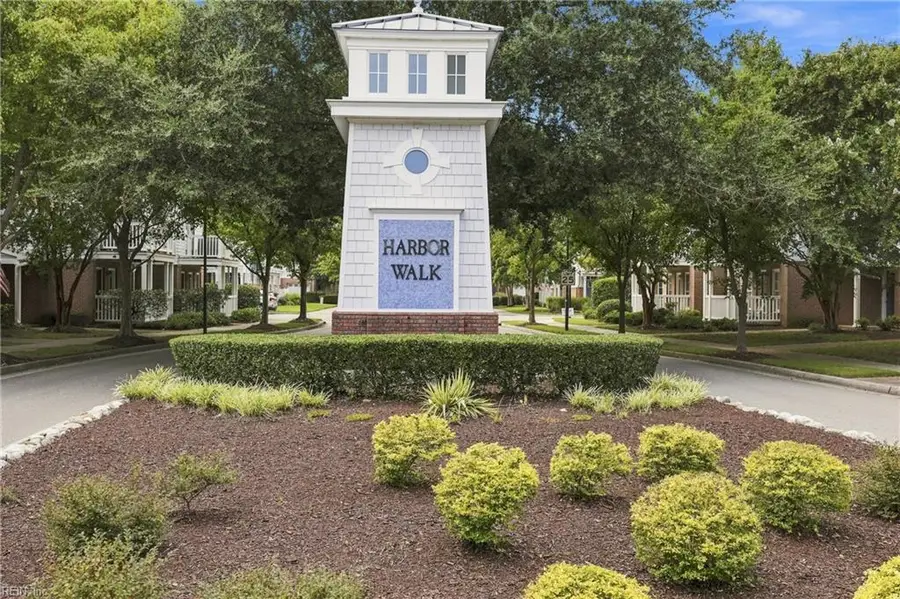 8135 Captains Way, Norfolk, VA 23518 - #3