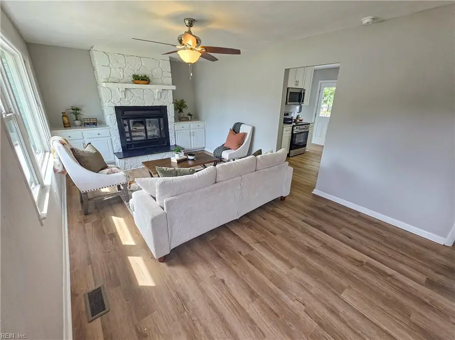 45 Londonshire Terrace, Hampton, VA 23666 - #3