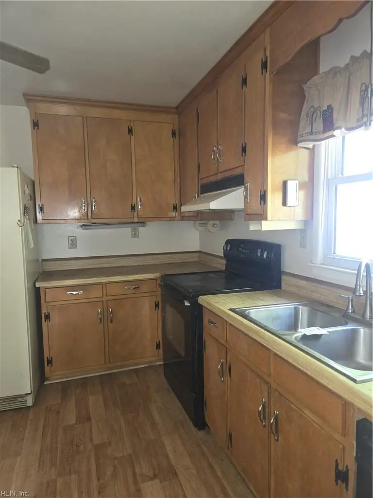 108 Londonshire Terrace, Hampton, VA 23666 - #2