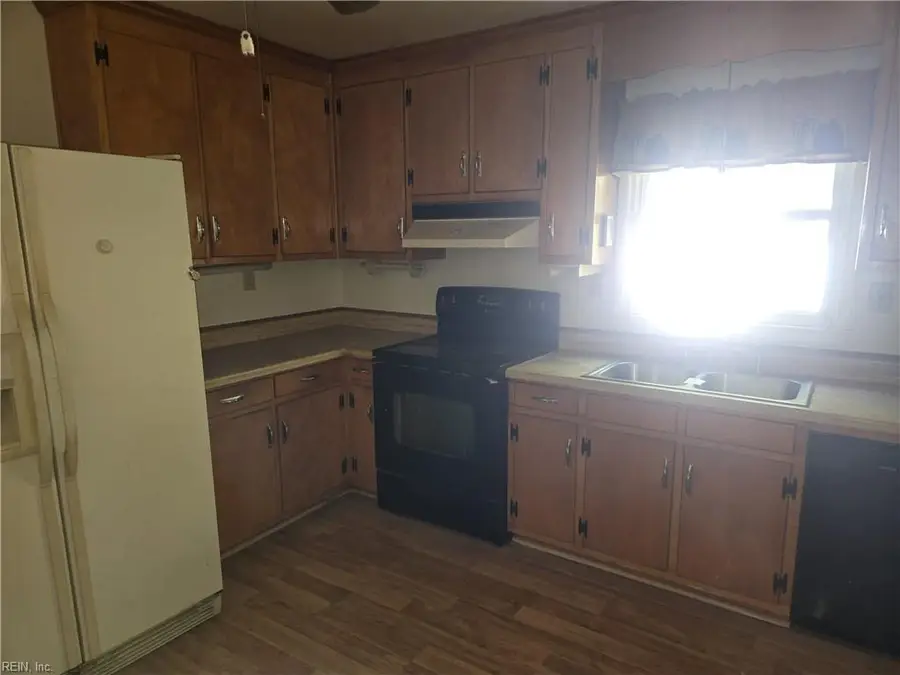 108 Londonshire Terrace, Hampton, VA 23666 - #3