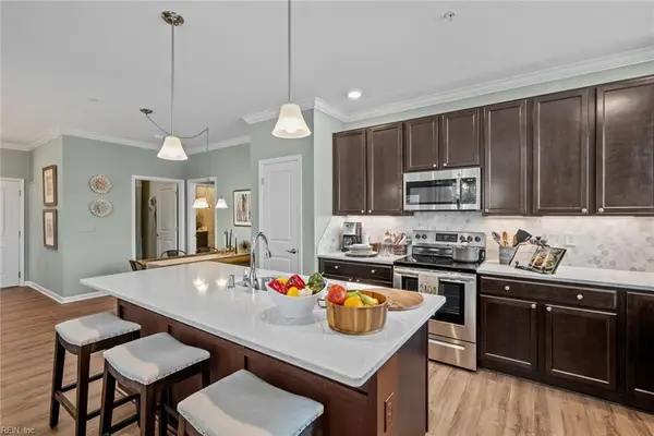 1540 Eldwick Drive #201, Chesapeake, VA 23320