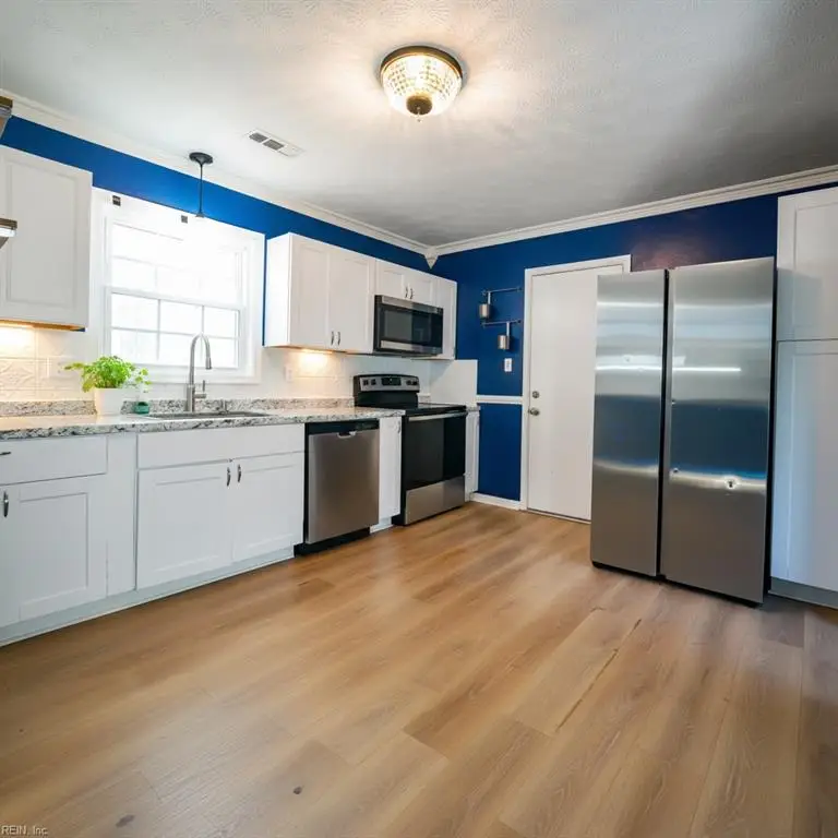 906 Harpersville Road, Newport News, VA 23601 - #2