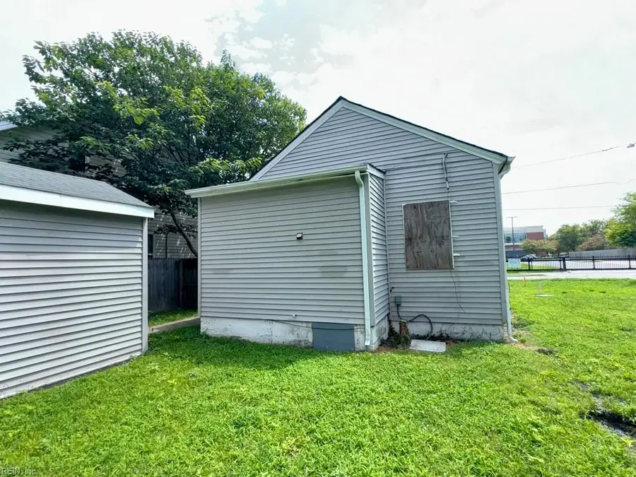 1050 Kane Street, Norfolk, VA 23513 - #2