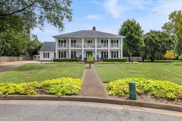 1904 Thomas Bishop Court, Virginia Beach, VA 23454