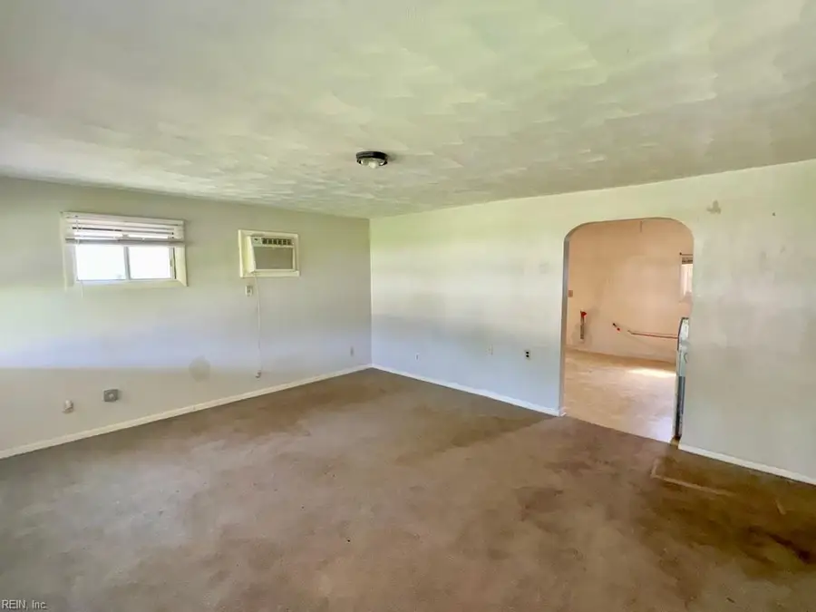 603 Kent Drive, Portsmouth, VA 23702 - #2