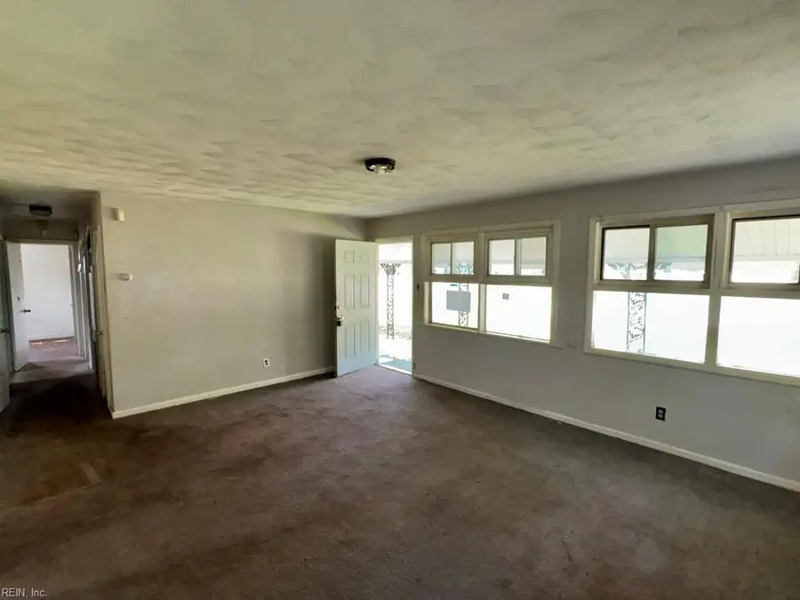 603 Kent Drive, Portsmouth, VA 23702 - #3