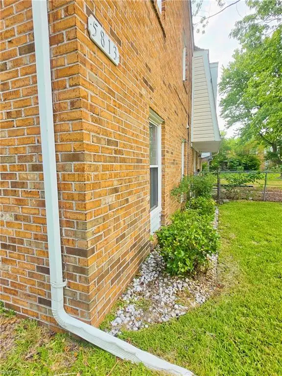 5813 W Hastings Court, Virginia Beach, VA 23462
