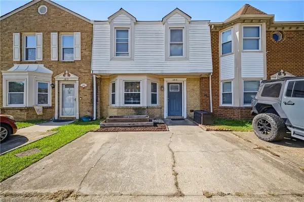 1813 Candlelight Drive, Chesapeake, VA 23325