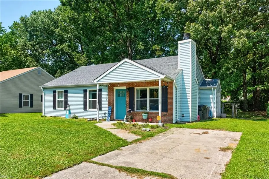 1105 Gloucester Street, Hampton, VA 23661 - #2
